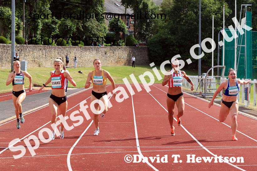 Womens Heptathlon 200 metres, 2024 EAP International Combined events, Hewcham, Northumberland.  Photo: David T. Hewitson/Sports for All Pics
